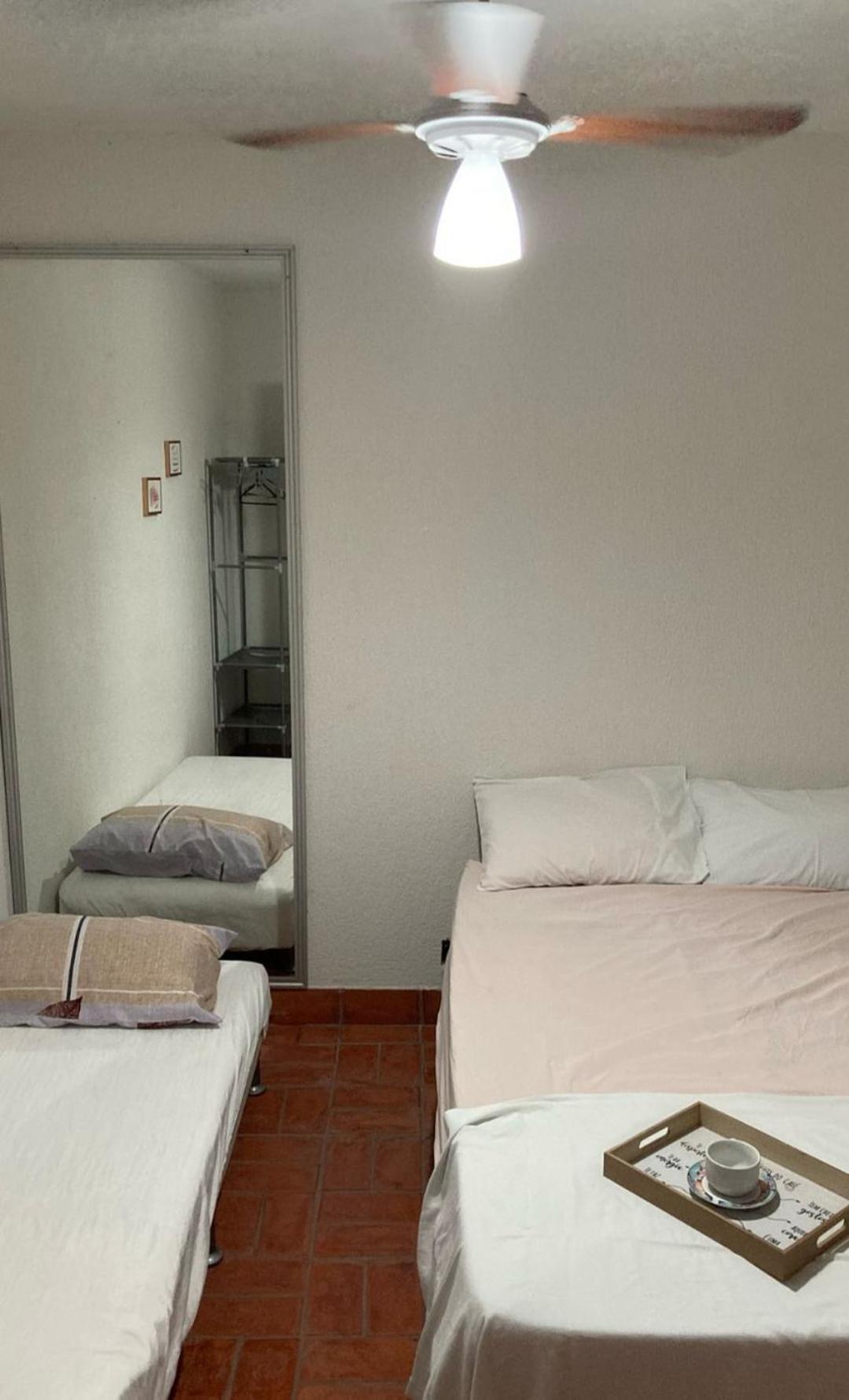 Habitación en casa particular Com Ar A 500m Da Espaco Aconchego Do Gugu Arraial do Cabo