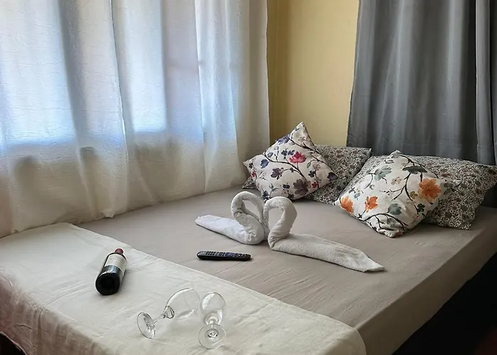 Quarto Com Ar A 500M Da Praia Espaco Aconchego Do Gugu